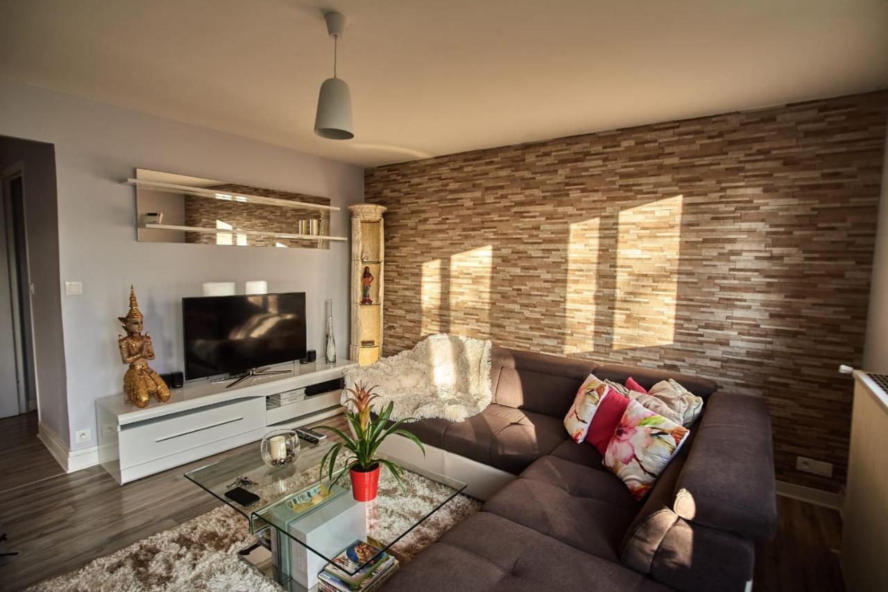 Chambres A Louer Dans Appartement Balcon - Wifi - Parking Gratuit Nevers Kültér fotó