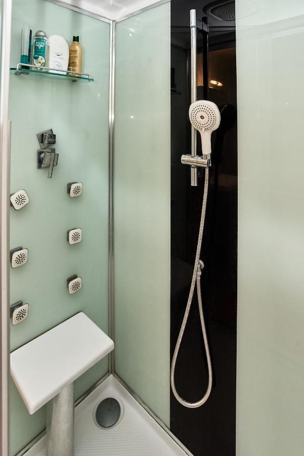 Chambres A Louer Dans Appartement Balcon - Wifi - Parking Gratuit Nevers Kültér fotó