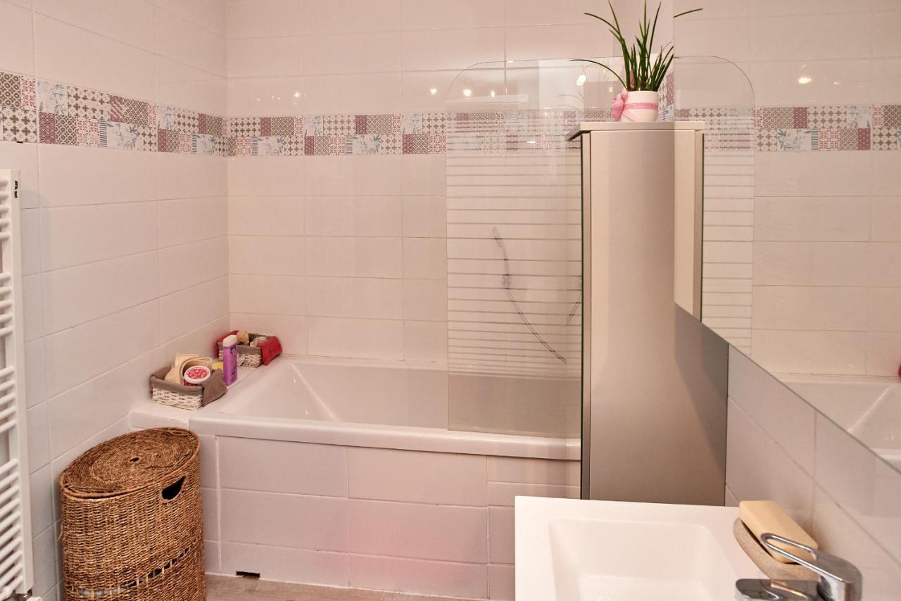 Chambres A Louer Dans Appartement Balcon - Wifi - Parking Gratuit Nevers Kültér fotó
