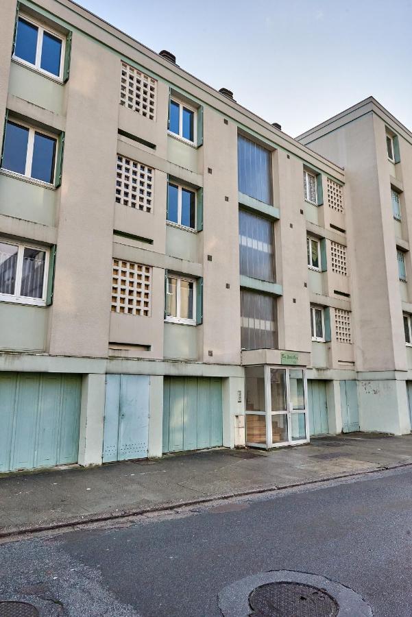 Chambres A Louer Dans Appartement Balcon - Wifi - Parking Gratuit Nevers Kültér fotó